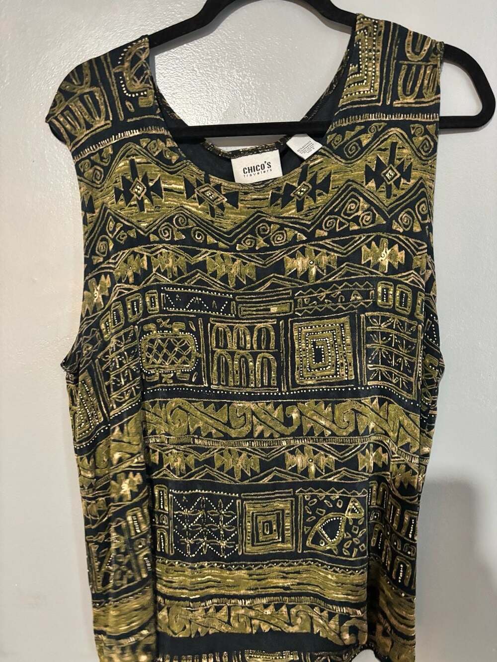 Chico's Travelers sleeveless top with gold metallic geometric tribal pattern 3